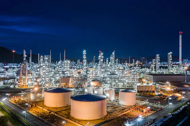 US-Militär kapert Tanker vor der Küste Venezuelas. Großes Pipelineleck in Brandenburg [11.12.2025]